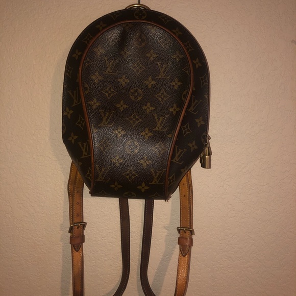 Louis Vuitton Handbags - 100% authentic vintage Louis Vuitton backpack